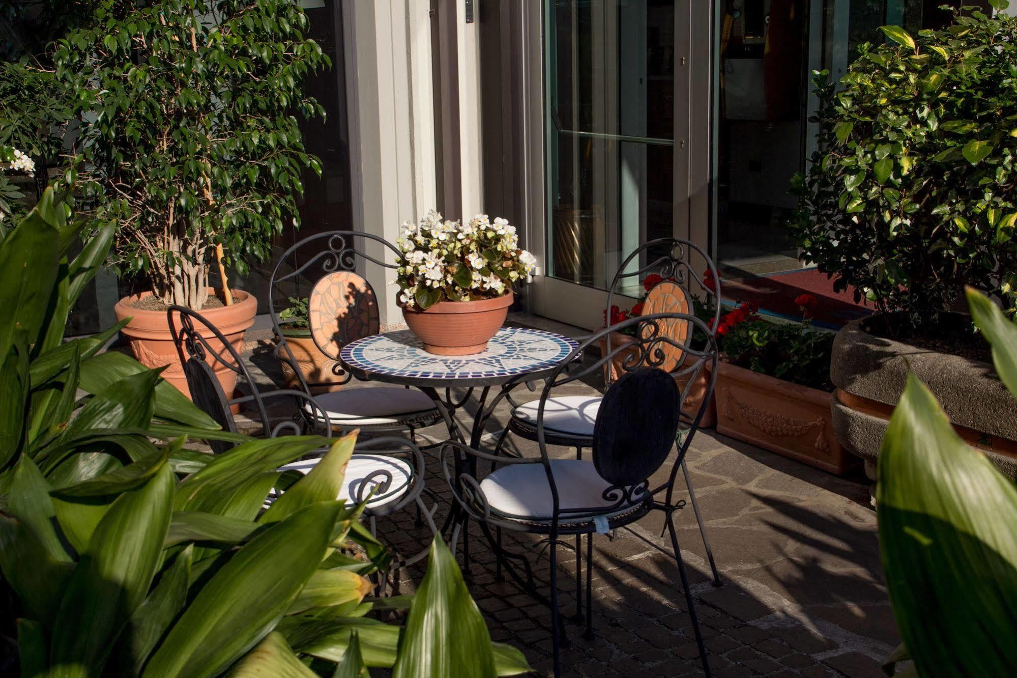 Hotel Pico Mirandola Ngoại thất bức ảnh