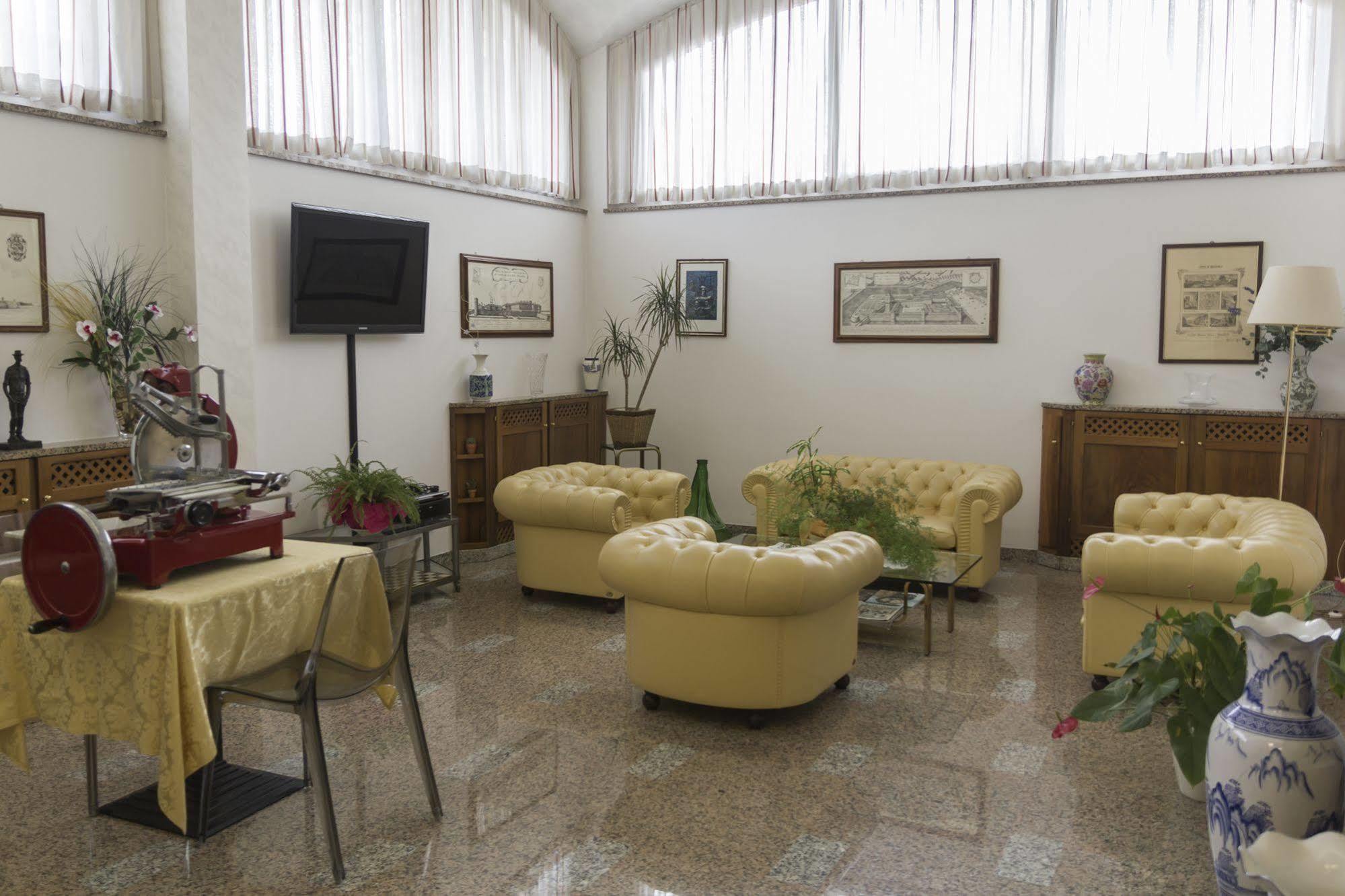Hotel Pico Mirandola Ngoại thất bức ảnh